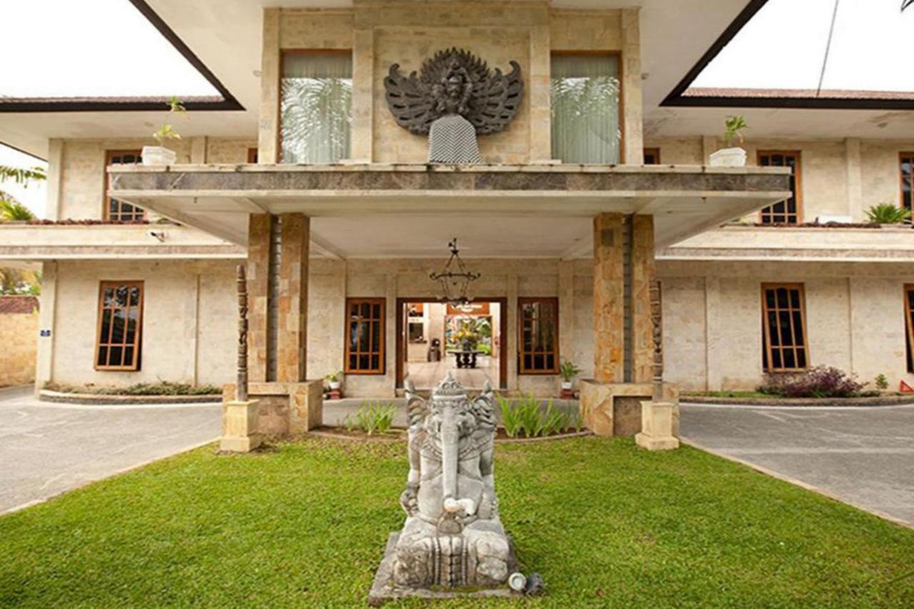 Oyo 2334 Melka Excelsior Hotel Singaraja Exterior foto